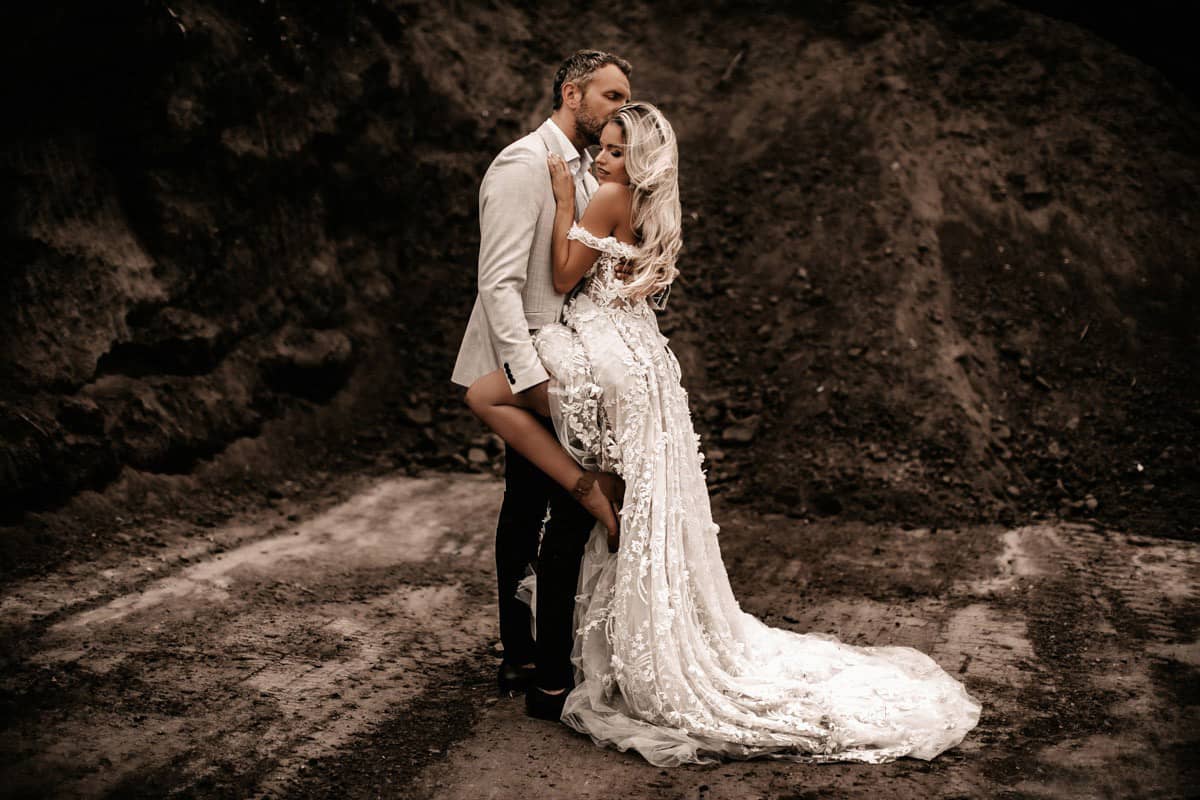 摄影师Vicky Baumann艺术婚礼LR预设 AURA LIGHTROOM预设+润饰刷第2卷